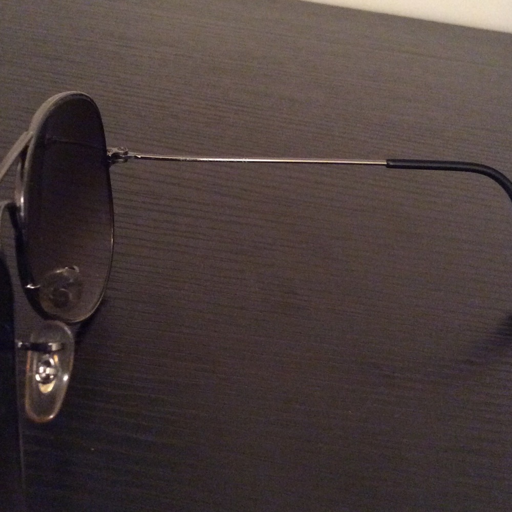 Ray-Ban Sunglasses Authentic - Picture 2 of 3